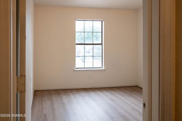 2030 Embassy Drive, Las Cruces, NM 88005