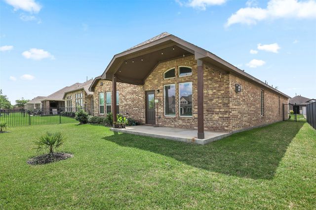 2733 Arbor Edge Crossing, Texas City, TX 77568