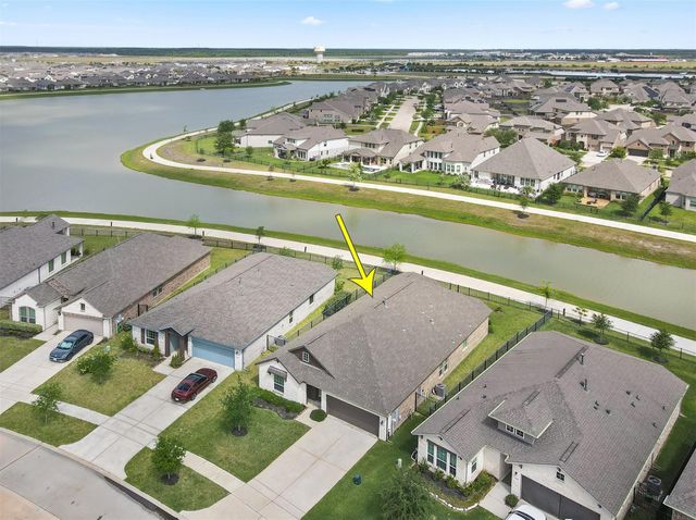 2733 Arbor Edge Crossing, Texas City, TX 77568