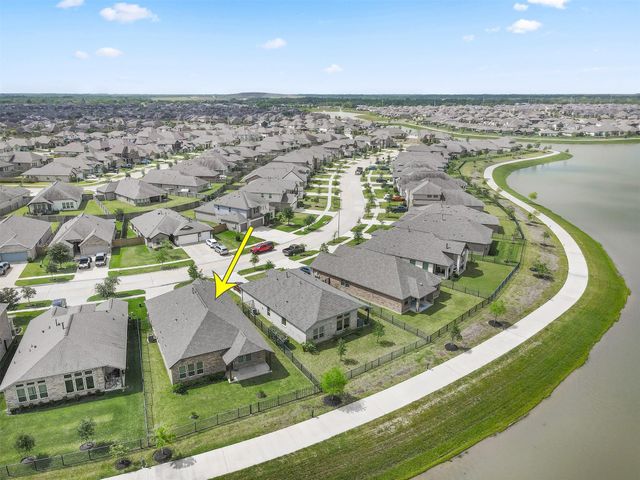 2733 Arbor Edge Crossing, Texas City, TX 77568