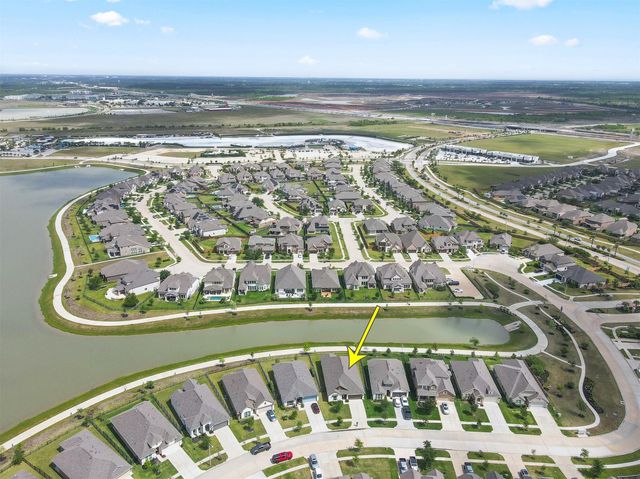 2733 Arbor Edge Crossing, Texas City, TX 77568