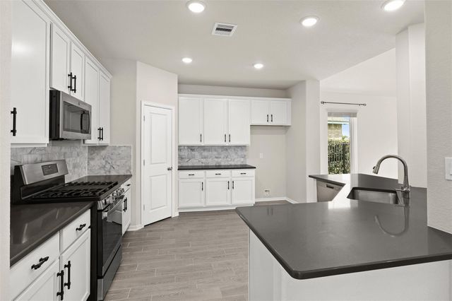 2733 Arbor Edge Crossing, Texas City, TX 77568