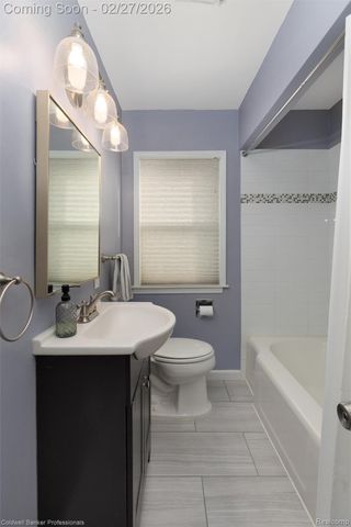 2427 Harvard Road, Berkley, MI 48072