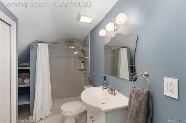 2427 Harvard Road, Berkley, MI 48072