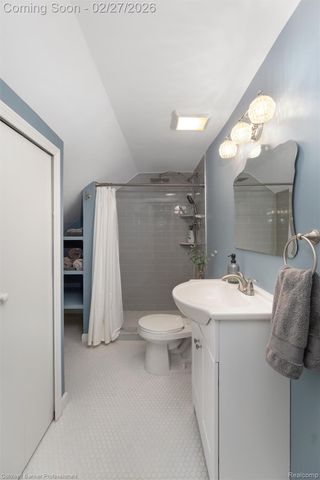 2427 Harvard Road, Berkley, MI 48072