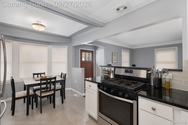 2427 Harvard Road, Berkley, MI 48072