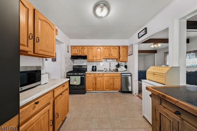 279 Bergen Blvd, Woodland Park, NJ 07424