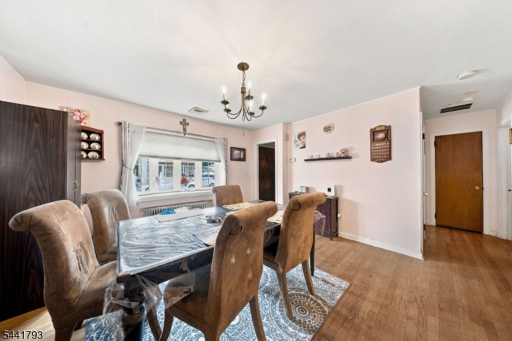 279 Bergen Blvd, Woodland Park, NJ 07424 — photo 4