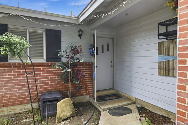 846 Horseshoe Trail, Universal City, TX 78148