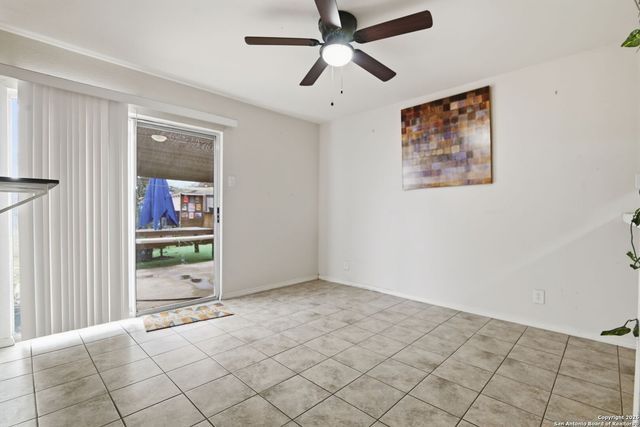 846 Horseshoe Trail, Universal City, TX 78148