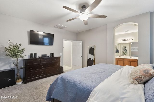 859 W HARVEST Road, San Tan Valley, AZ 85140
