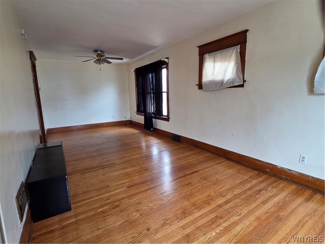 96 Academy Road, Buffalo, NY 14211