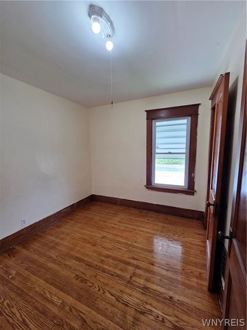 96 Academy Road, Buffalo, NY 14211
