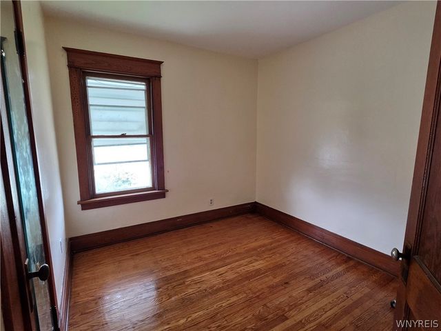 96 Academy Road, Buffalo, NY 14211