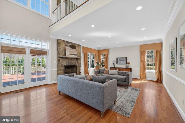 9012-A OLD DOMINION DR, Mclean, VA 22102