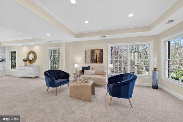 9012-A OLD DOMINION DR, Mclean, VA 22102