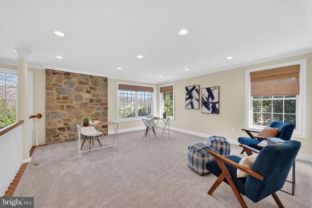 9012-A OLD DOMINION DR, Mclean, VA 22102