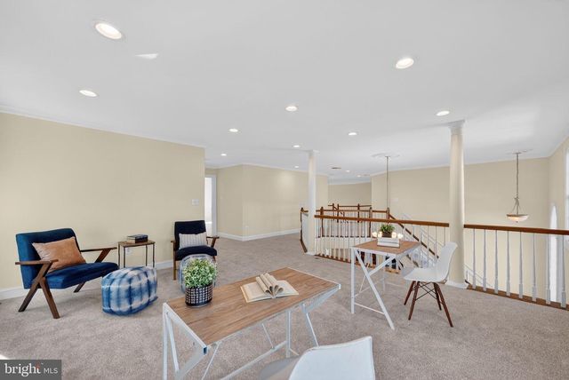 9012-A OLD DOMINION DR, Mclean, VA 22102