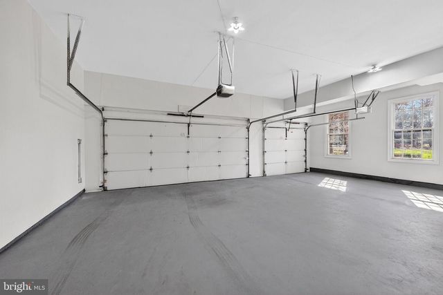 9012-A OLD DOMINION DR, Mclean, VA 22102