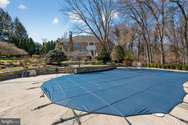 9012-A OLD DOMINION DR, Mclean, VA 22102