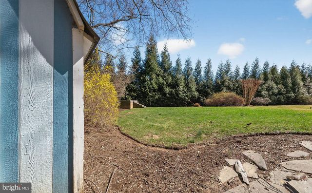 9012-A OLD DOMINION DR, Mclean, VA 22102