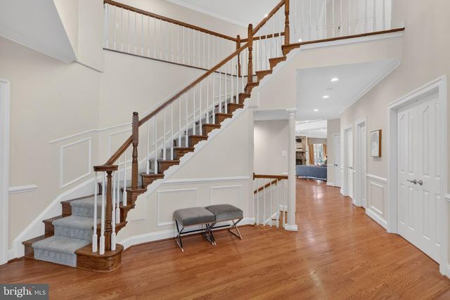 9012-A OLD DOMINION DR, Mclean, VA 22102