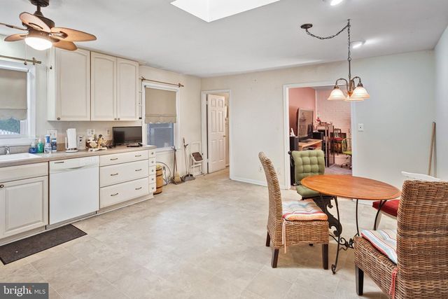 1208 WASHINGTON DR, Stafford, VA 22554