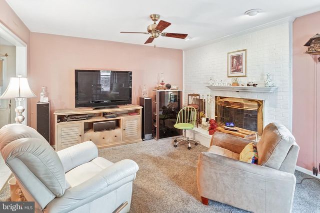 1208 WASHINGTON DR, Stafford, VA 22554