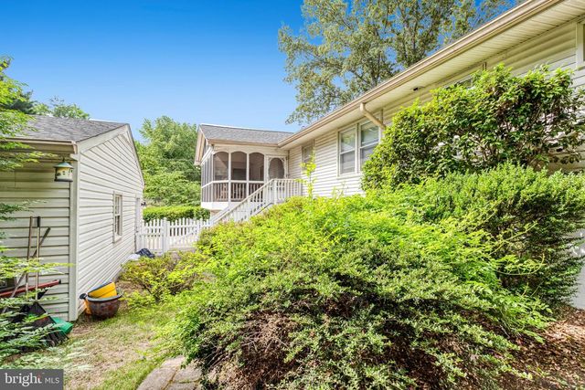 1208 WASHINGTON DR, Stafford, VA 22554