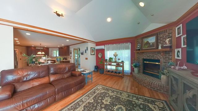 168 Maple Valley Ln, Cookeville, TN 38506