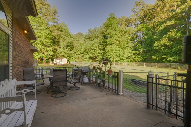 168 Maple Valley Ln, Cookeville, TN 38506