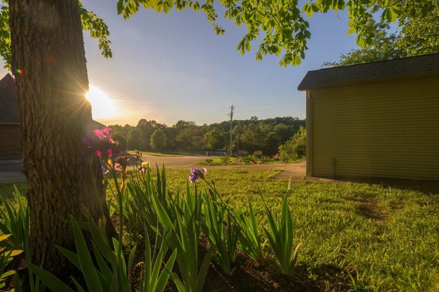 168 Maple Valley Ln, Cookeville, TN 38506