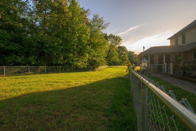 168 Maple Valley Ln, Cookeville, TN 38506