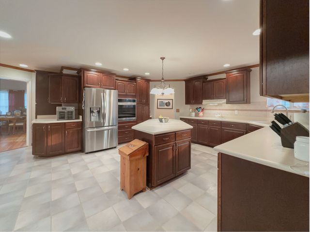 168 Maple Valley Ln, Cookeville, TN 38506