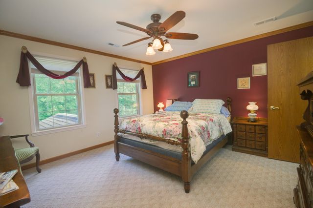 168 Maple Valley Ln, Cookeville, TN 38506