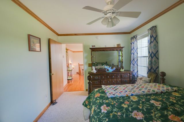 168 Maple Valley Ln, Cookeville, TN 38506