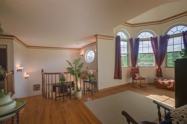 168 Maple Valley Ln, Cookeville, TN 38506