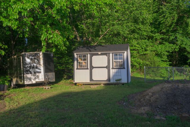 168 Maple Valley Ln, Cookeville, TN 38506