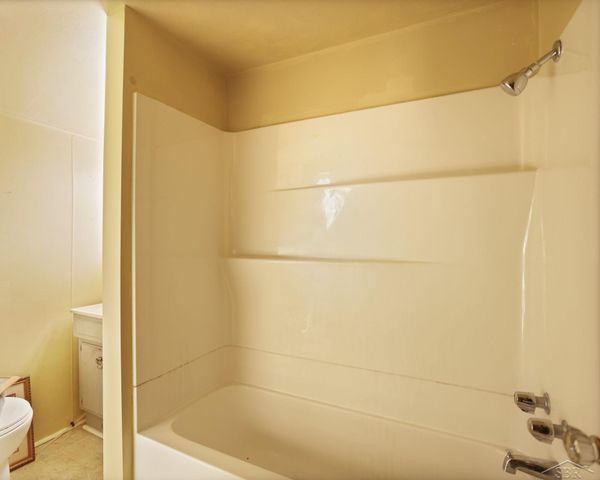 1412 N carolina Street, Saginaw, MI 48602