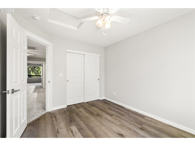 21847 Ne HEARTWOOD Cir, Fairview, OR 97024