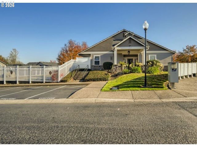 21847 Ne HEARTWOOD Cir, Fairview, OR 97024