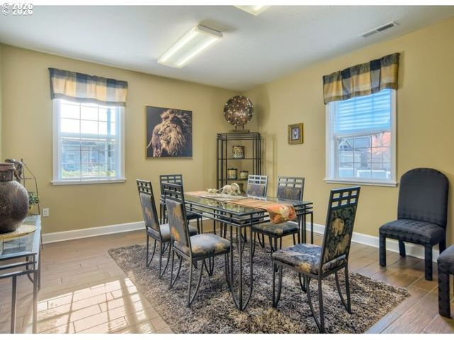 21847 Ne HEARTWOOD Cir, Fairview, OR 97024