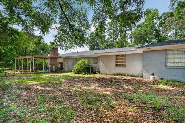 5851 Overlook Road, Mobile, AL 36618