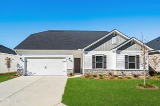 628 Blackthorne Circle, Calabash, NC 28467
