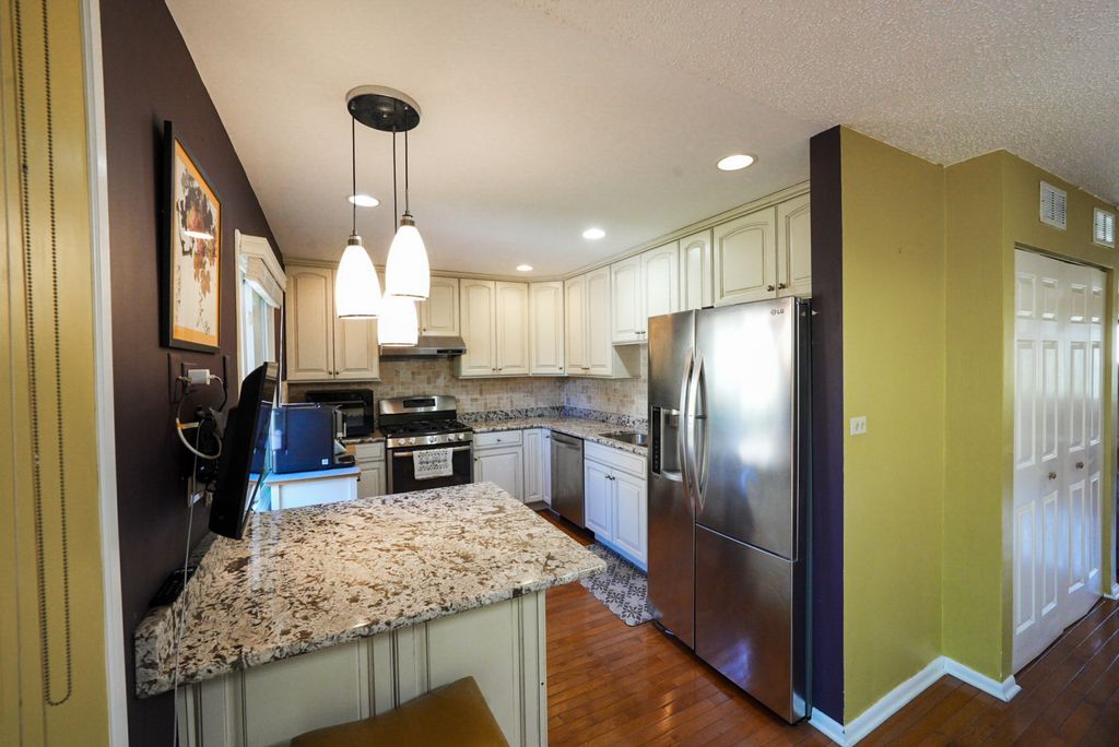 6430 Pruthmore Court, Lisle, IL 60532 — photo 4