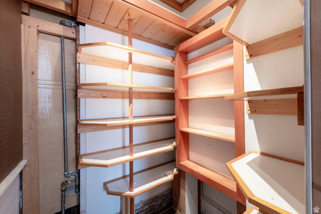 2297 S WINDSOR ST, Salt Lake City, UT 84106