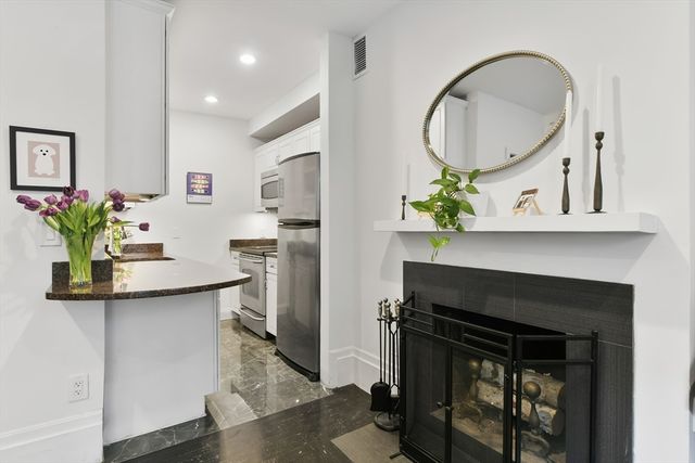 77 Waltham St 2, Boston, MA 02118