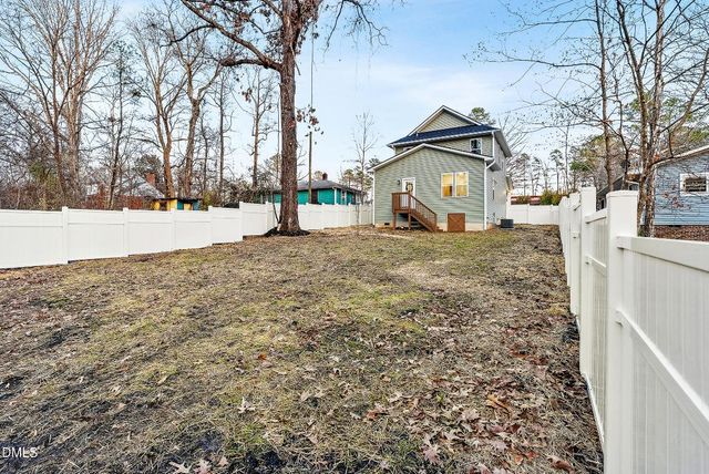 2810 Beechwood Drive, Durham, NC 27707