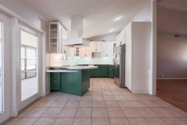 20427 Lakeside Drive, Porter, TX 77365