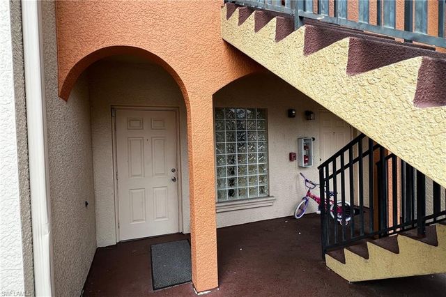 4172 Castilla CIR 105, Fort Myers, FL 33916